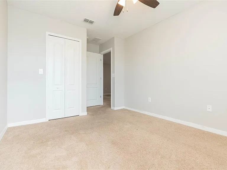 515 Vista Ridge Dr — Photo 31