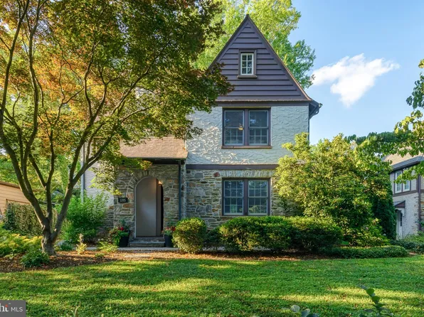 1285 Hillside Dr, Lancaster, PA 17603