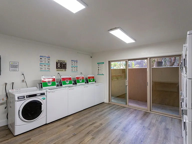 Volterra Apartments — Photo 12