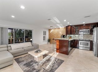 3221 NE 16th St APT 100, Pompano Beach, FL 33062