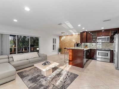 3221 NE 16th Street #100, Pompano Beach, FL, 33062