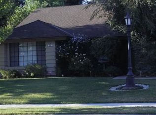 989 E El Paso Ave, Fresno, CA 93720