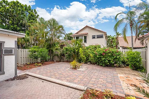 5536 Eton Ct Photo 1
