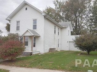 312 S Peoria St, Bradford, IL 61421