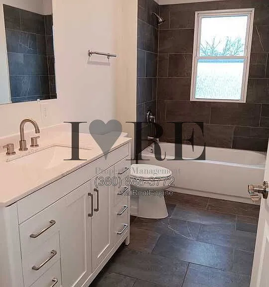 148 N Monroe Ave — Photo 20