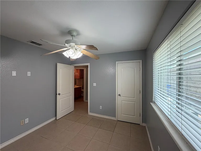 6629 Kodiak Dr — Photo 18