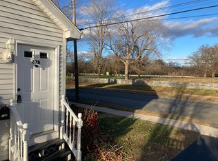 87 East St #B, Windsor, CT 06095