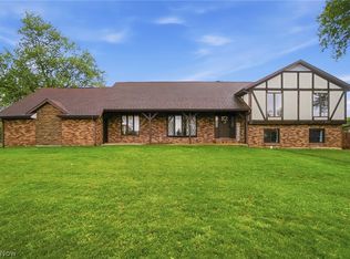 1455 Riverview Dr, Lima, OH 45805