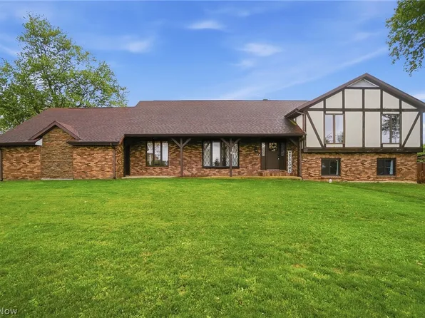 1455 Riverview Dr, Lima, OH 45805