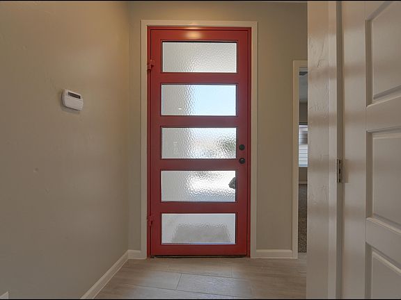 4th image of 7749 Oak Landing Dr