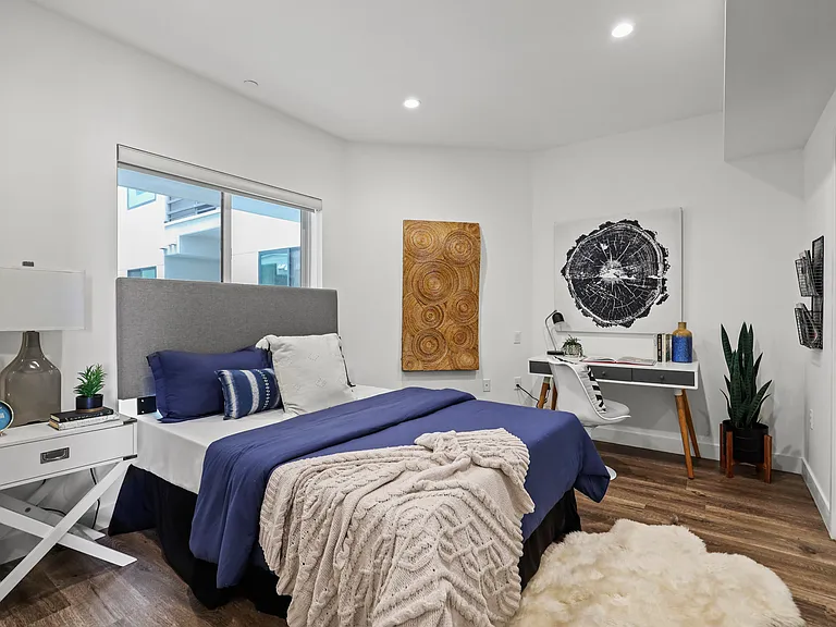 The Fairfax Flats — Photo 26