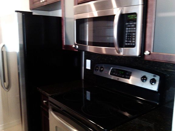 4th image of 23501 Alamanda Dr ----------- In Mirasol #101