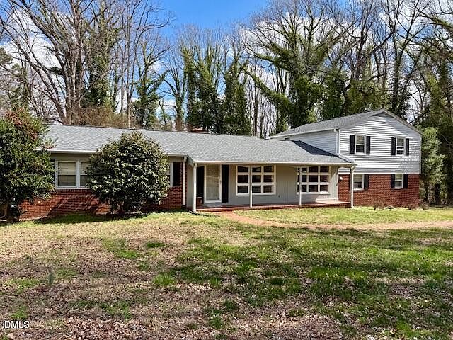1st image of 220 Younger Rd