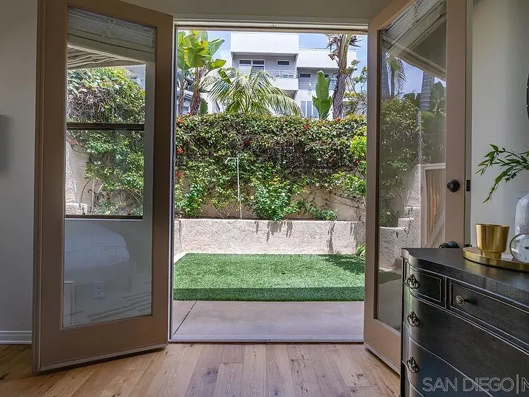 2508 Manchester Ave — Photo 55
