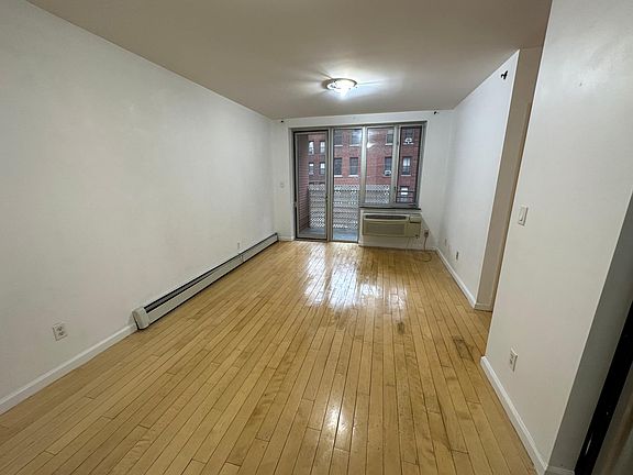 2nd image of 38-30 Parsons Blvd Floor 2