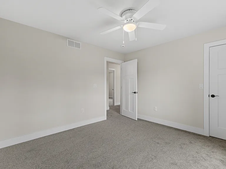19150 Hi View Dr — Photo 14