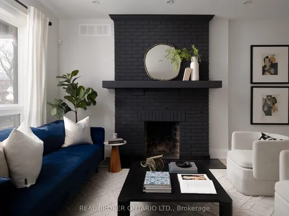 250 Havelock St, Toronto, ON M6H 3B9