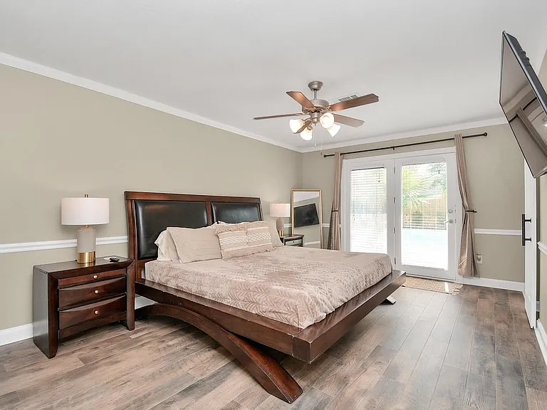 9811 Rocktree Dr — Photo 18