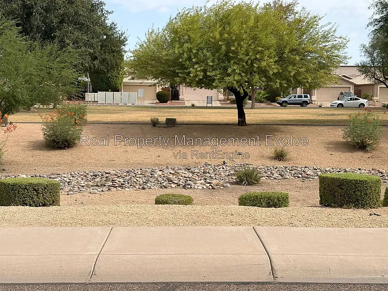 2227 E Edna Ave — Photo 33