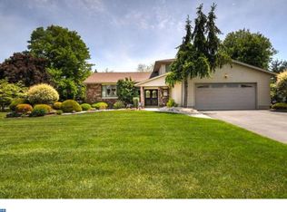 23 Stratton Dr, Hamilton, NJ 08690