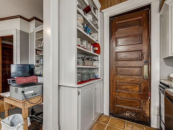 12th image of this home