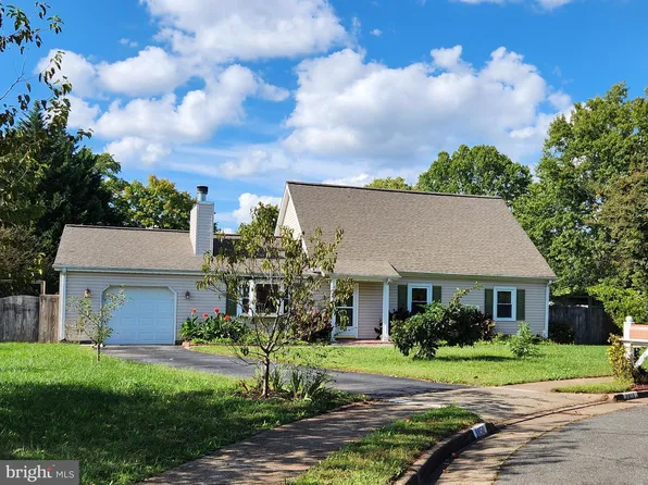 8850 Olde Mill Run, Manassas, VA 20110