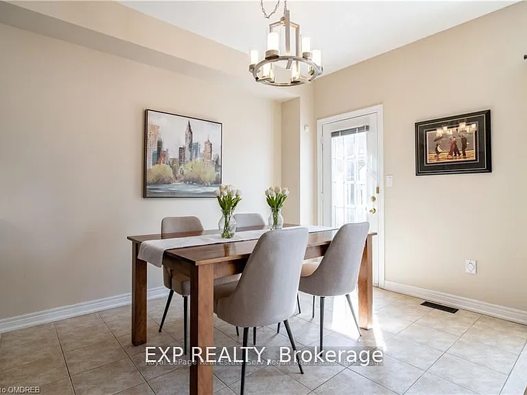 1333 Kestell Blvd — Photo 5