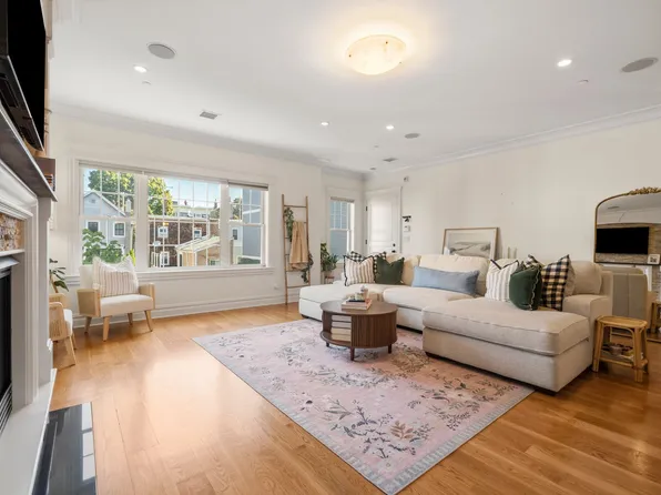 161 Tudor St Unit 1, South Boston, MA 02127