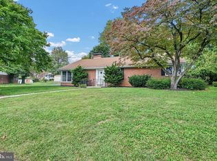 805 Glendale Rd, York, PA 17403