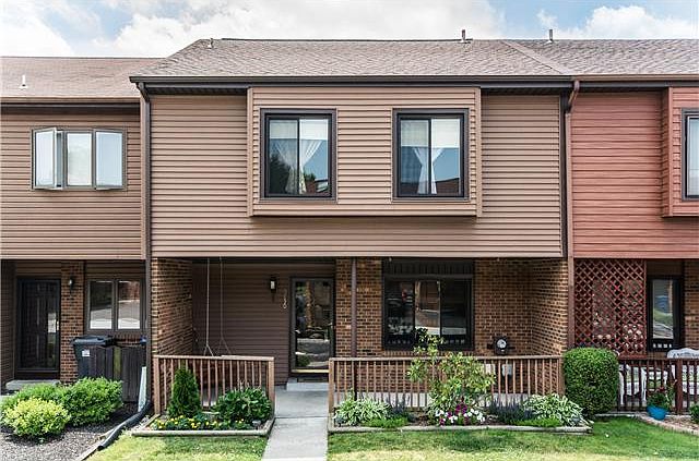 3 BR, 2.5 BA updated TH w/ newer roof and HVAC!