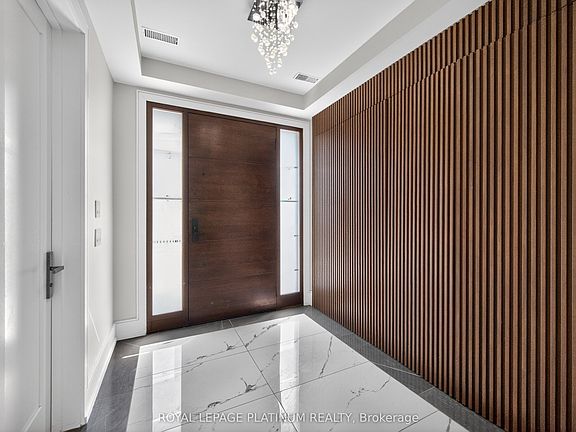 2nd image of 7 Arch Rd