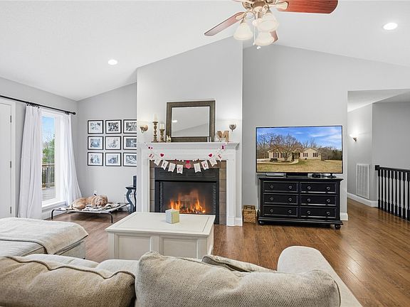 5th image of 207 Dodgins Ln