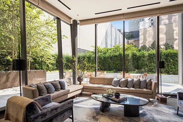 Rented by MTY Group, Inc | media 21