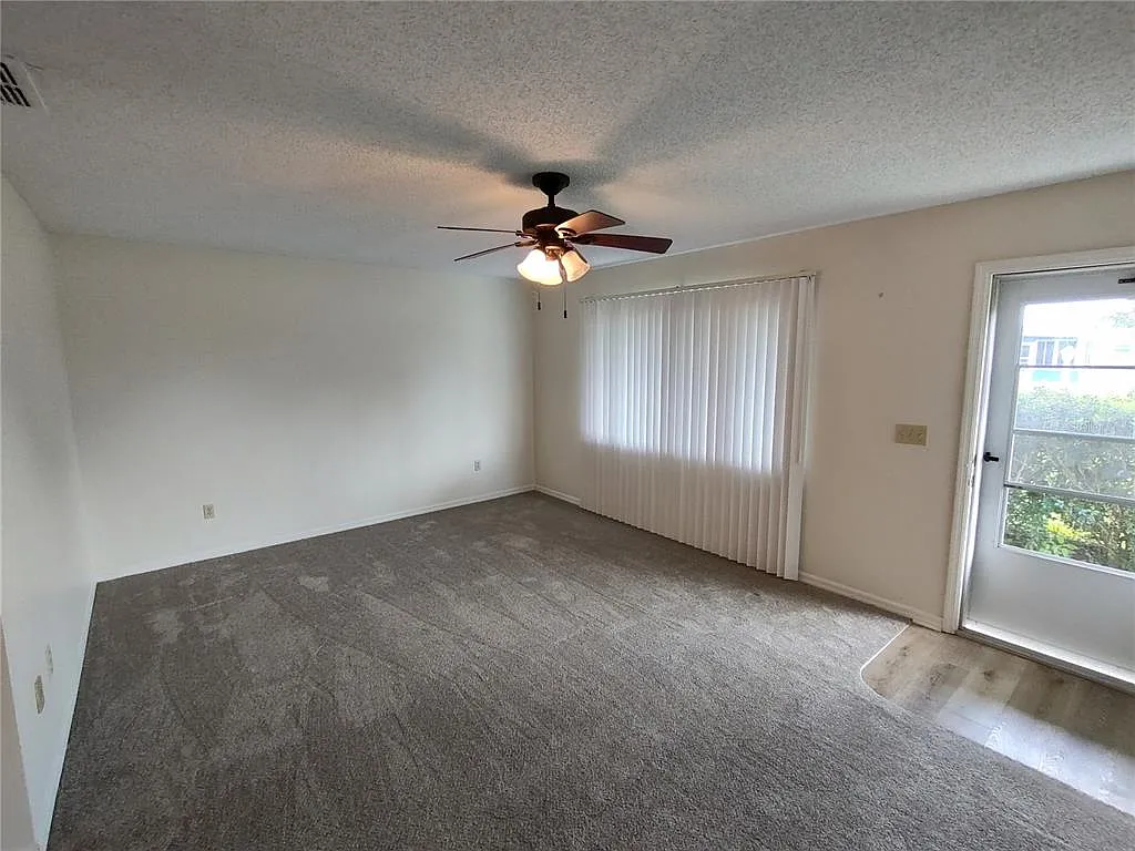 2 bed, 2.0 bath, 1040 sqft, $1,400 — Photo 3