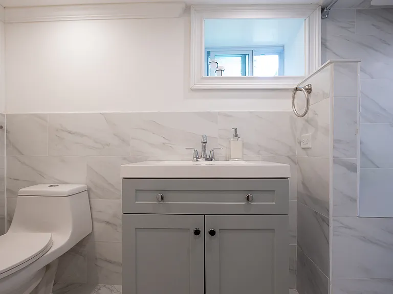 1510 Park Ave — Photo 33