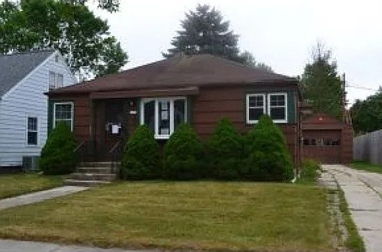 1st image of 1335 School Ave