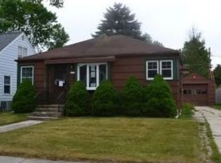 1335 School Ave, Sheboygan, WI 53083