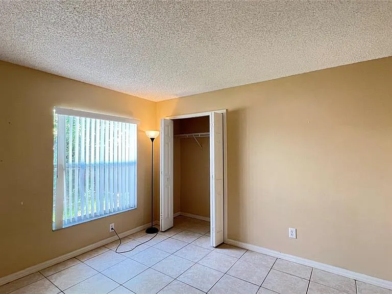 1547 Oak Hill Trl — Photo 17