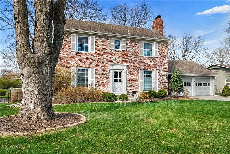 4 bed, 3.0 bath, 2221 sqft, $3,300 — Photo 3