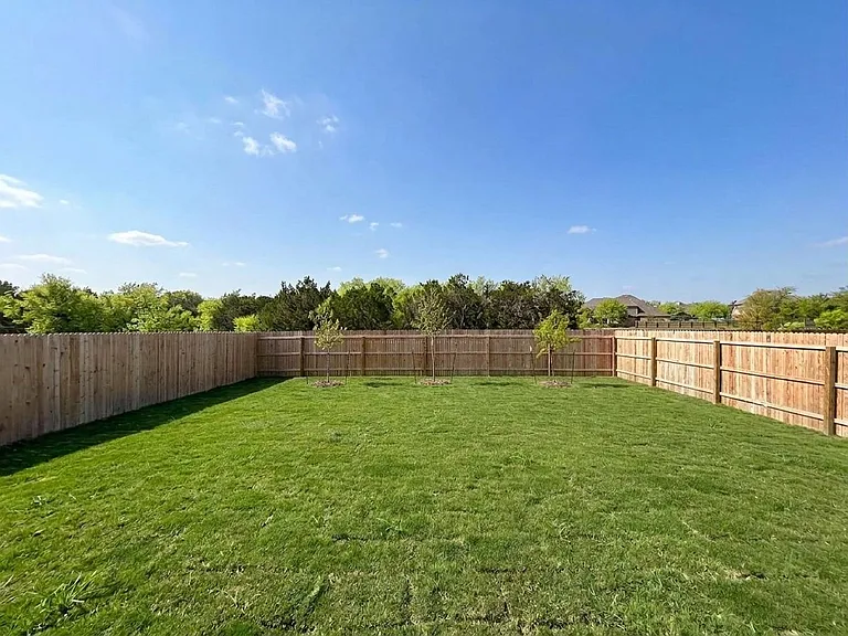 14706 Somerset Ml — Photo 26