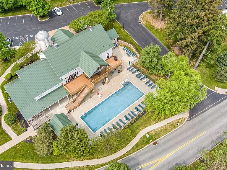2413 Copper Creek Rd — Photo 40