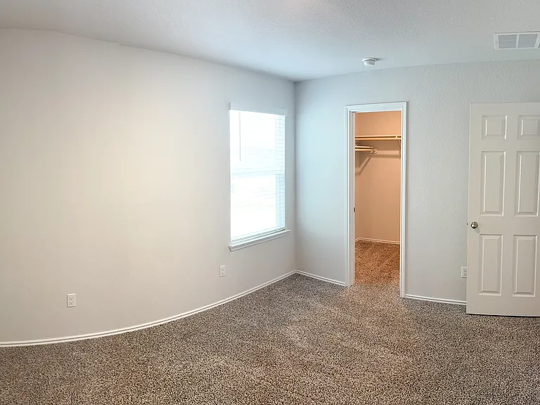 7307 Gilbert Dr — Photo 18