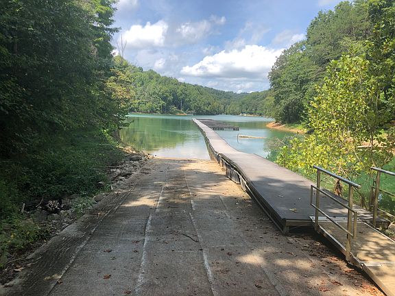 4th image of Saddleridge Dr #35