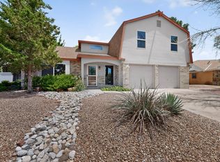 5612 Chelwood Park Blvd NE, Albuquerque, NM 87111