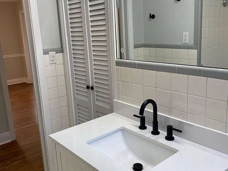 Bathroom (large linen closet)
There is an additional linen closet in the hallway as well