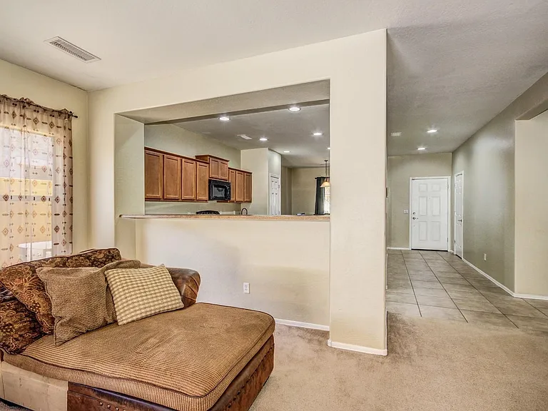 18113 W Townley Ave — Photo 6