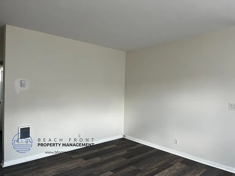 20308 Madison St. — Photo 5