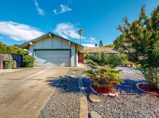 805 Lombard Way, Rohnert Park, CA 94928