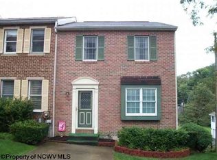 37 Olde House Ln, Morgantown, WV 26505