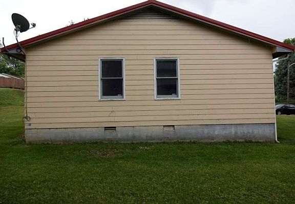 4th image of 257 Russell St